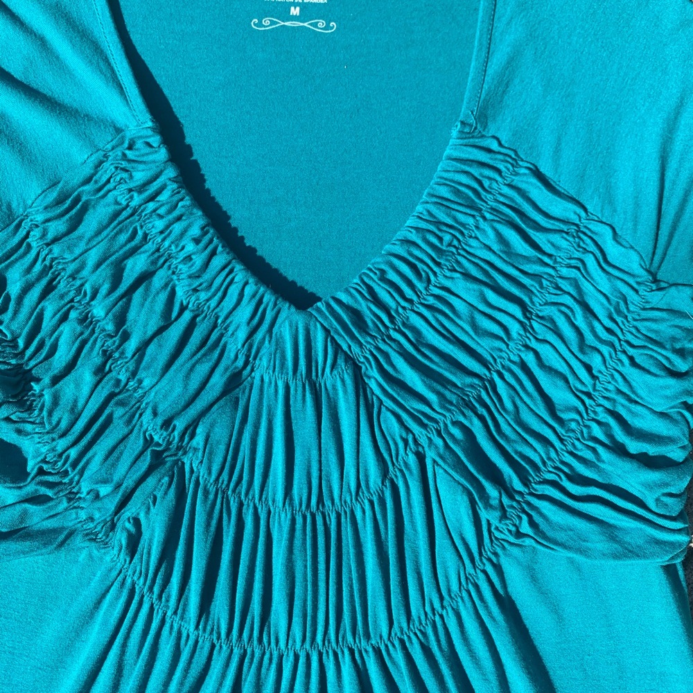 🤗 2/$10! Dress Barn gathered teal top
